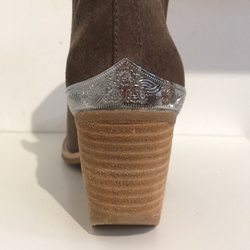Cromwell Bootie by Jeffrey Campbell - Picture 7 of 8